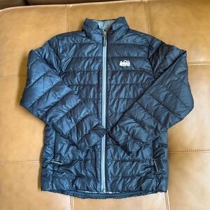 EUC Kids REI Black Puffy Size M (10-12)